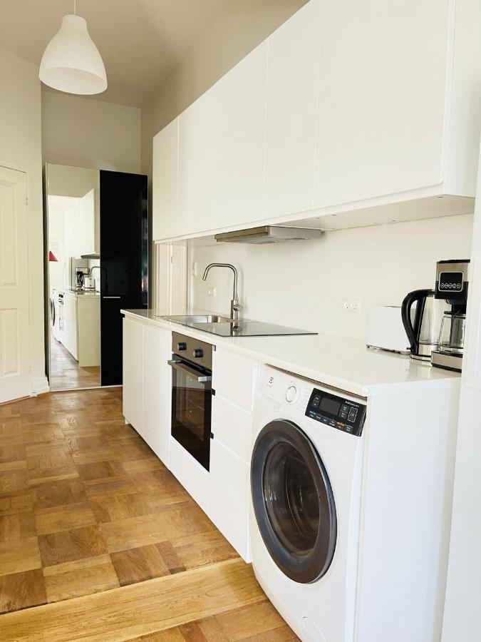 Aday - Aalborg Mansion - Open Bright Apartment With Garden Buitenkant foto