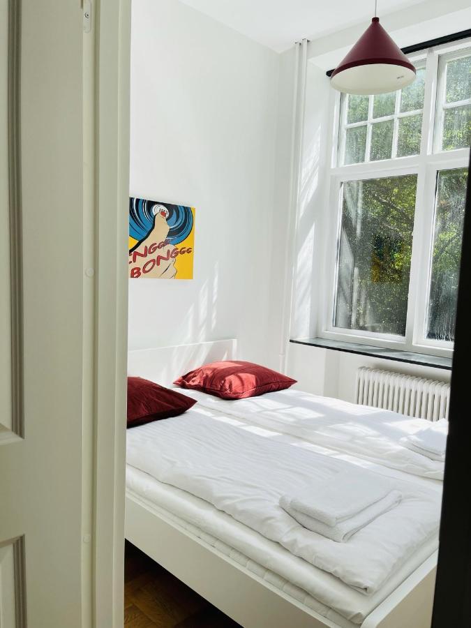 Aday - Aalborg Mansion - Open Bright Apartment With Garden Buitenkant foto
