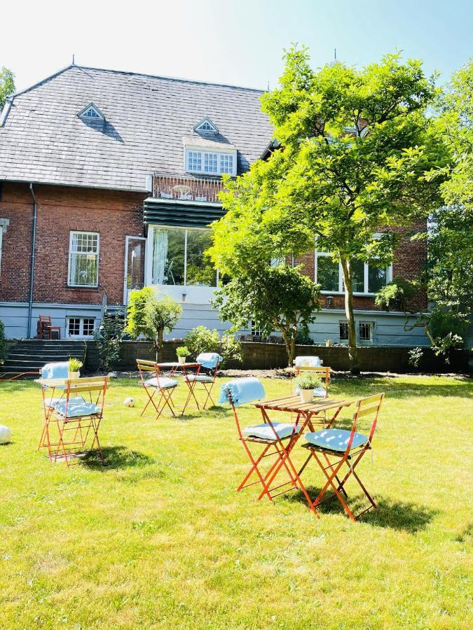 Aday - Aalborg Mansion - Open Bright Apartment With Garden Buitenkant foto